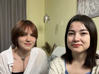 FloraAndKeeley's Amateur live cams Profile Image